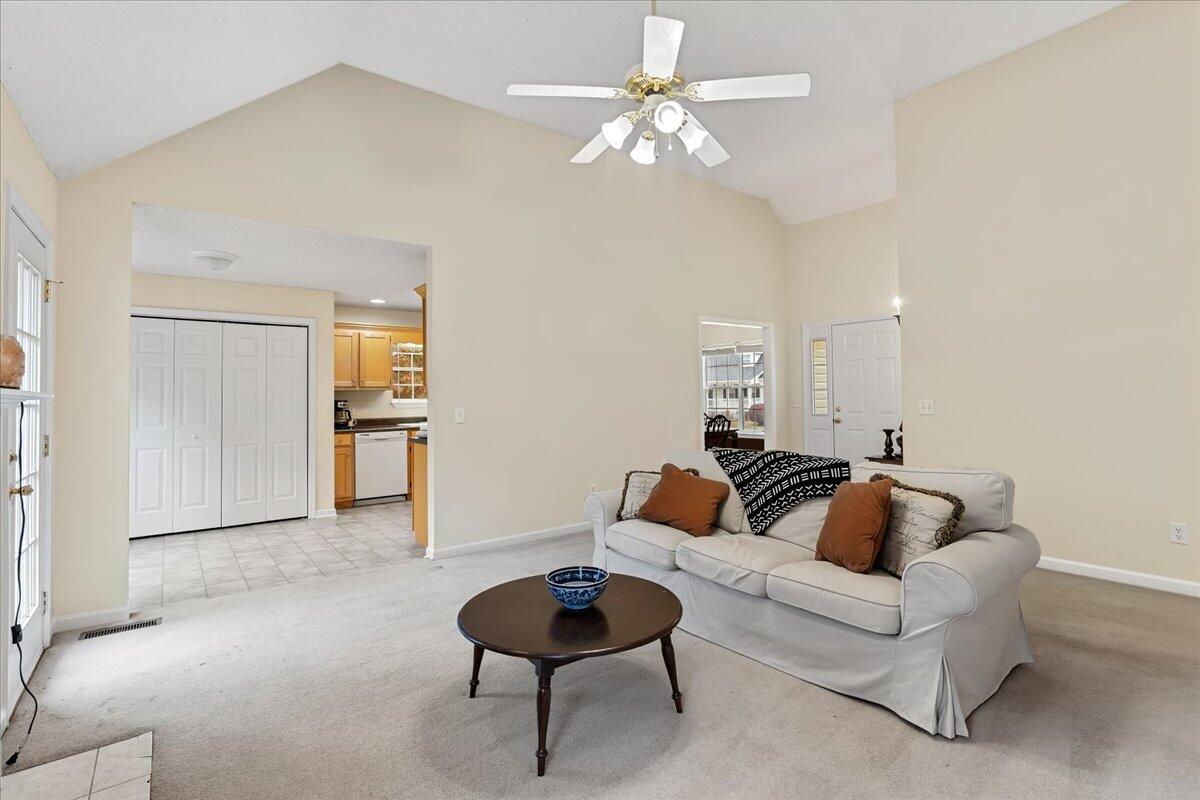 10499 Fielding Road Ooltewah, TN 37363 - Photo 8 of 35 08-10499 Fielding Rd-8