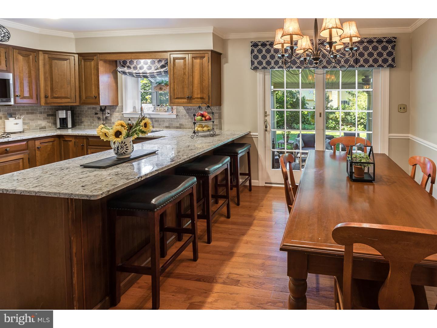 736 Signal Light Road Moorestown, NJ 08057 - Photo 7 of 25