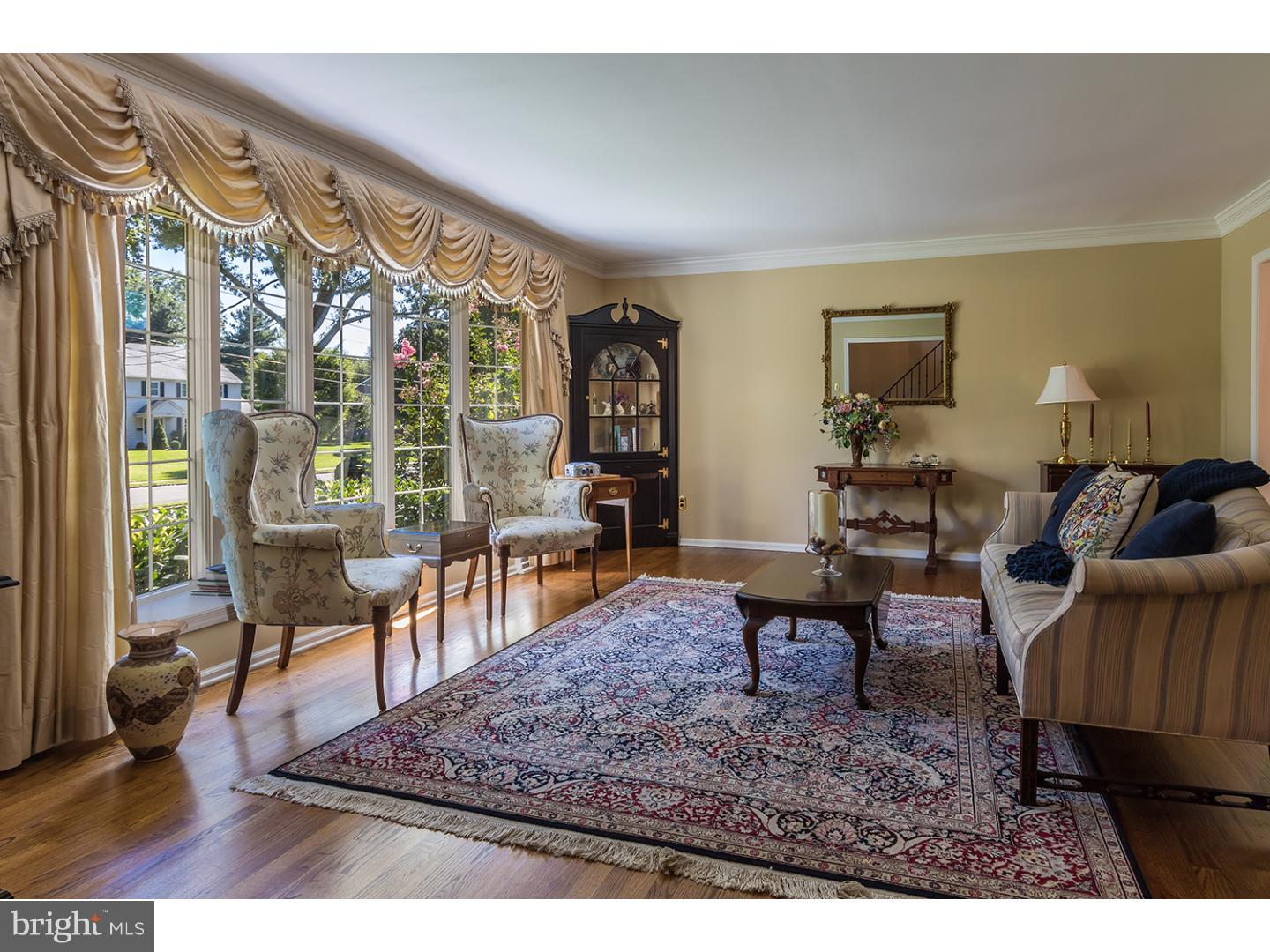 736 Signal Light Road Moorestown, NJ 08057 - Photo 10 of 25