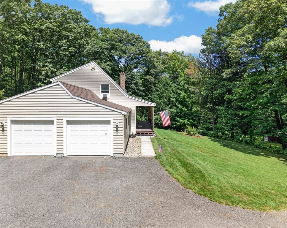 170 Queen Lake Road Phillipston, MA 01331 - Photo 36 of 42 Gallery Image 36