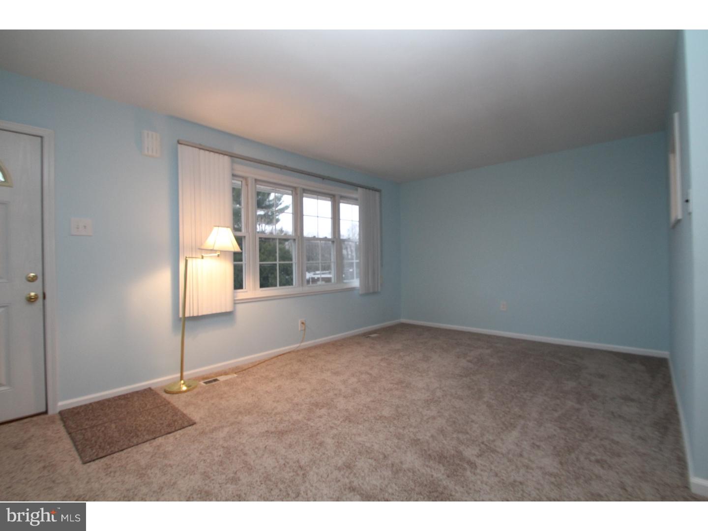 11918 Covert Road Philadelphia, PA 19154 - Photo 15 of 24 Gallery Image 15