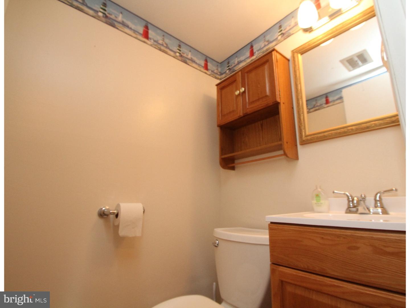 11918 Covert Road Philadelphia, PA 19154 - Photo 7 of 24 Gallery Image 7