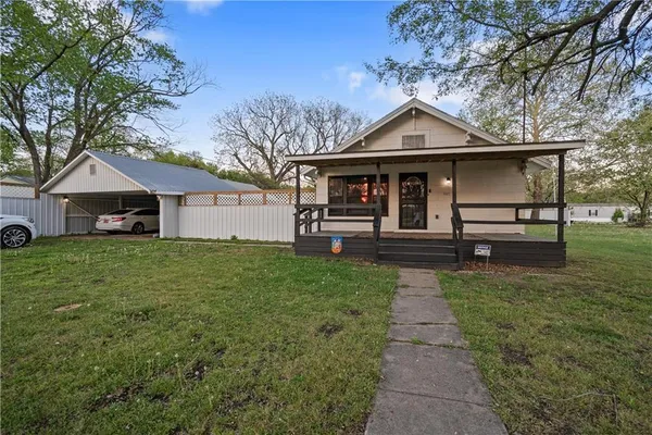 $165,000 | 407 Lemon Street, Dearing, KS 67340