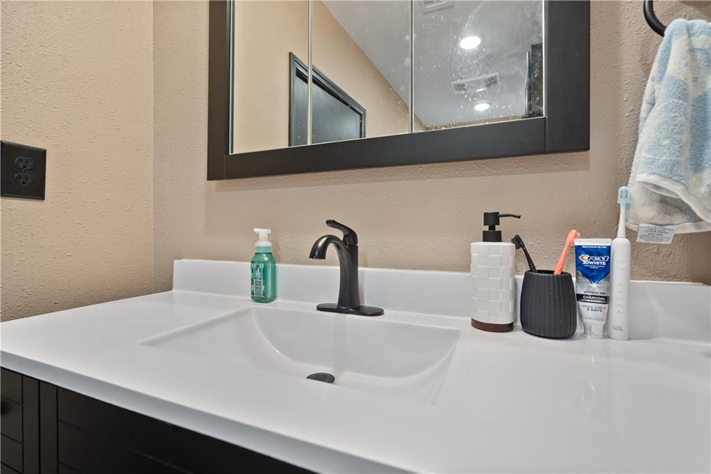 407 Lemon Street Dearing, KS 67340 - Photo 26 of 45