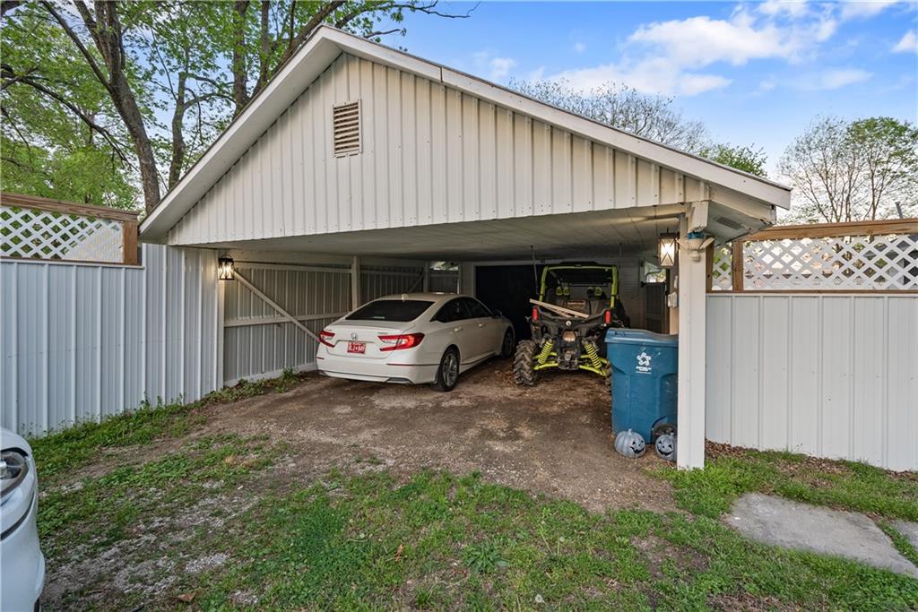 407 Lemon Street Dearing, KS 67340 - Photo 37 of 45