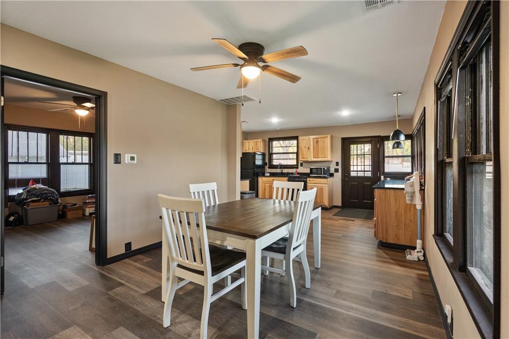 407 Lemon Street Dearing, KS 67340 - Photo 10 of 45