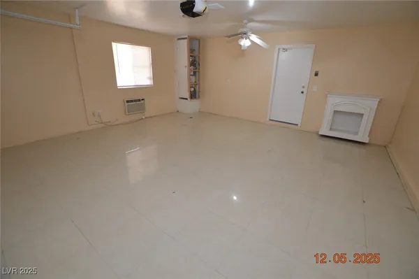 $2,300 | 604 Princess Avenue, North Las Vegas, NV 89030