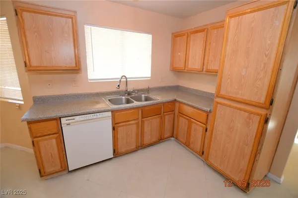 $2,300 | 604 Princess Avenue, North Las Vegas, NV 89030