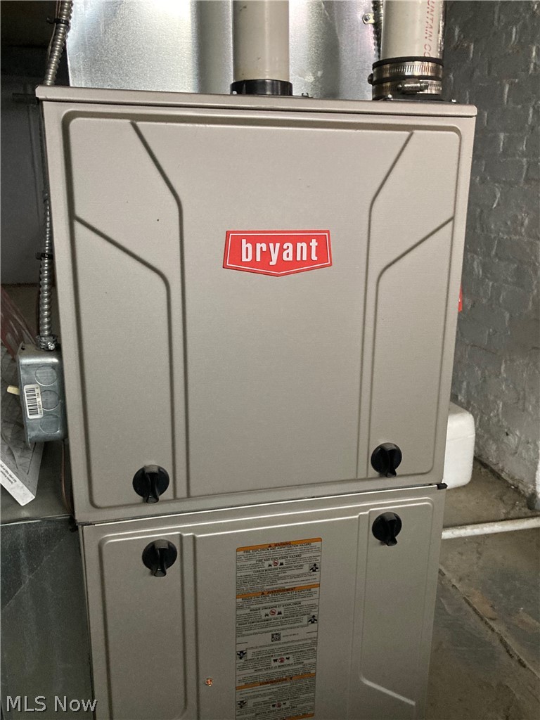 3218 Berkeley Road Cleveland, OH 44118 - Photo 15 of 35 High-efficiency Furnace.