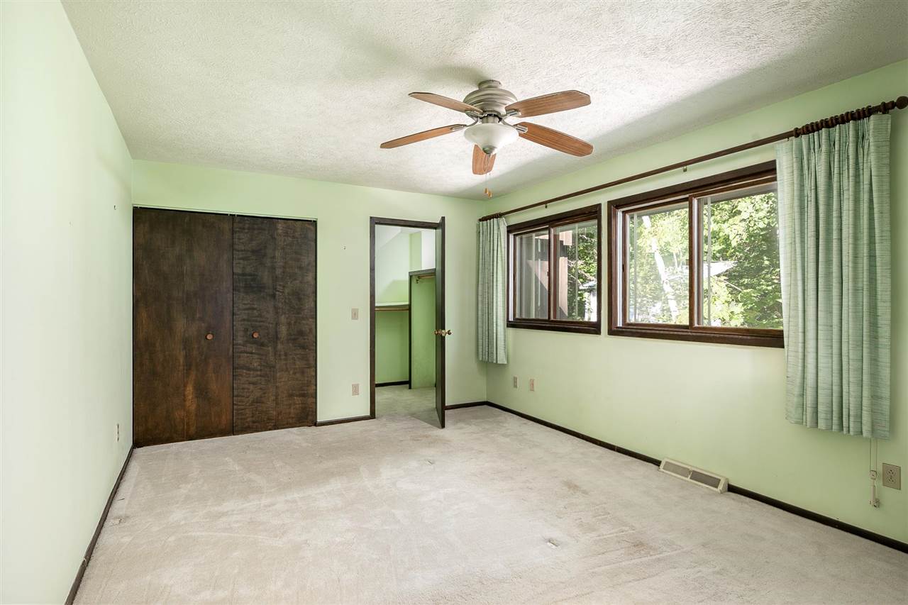 4778 North Omena Point Road Omena, MI 49674 - Photo 17 of 45 1893235-16.JPG