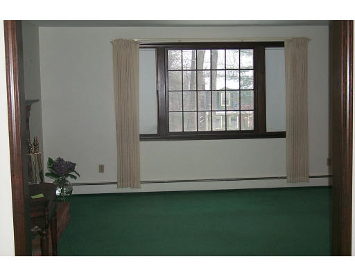 35 Kingsbury Road Norfolk, MA 02056 - Photo 6 of 7 Gallery Image 6