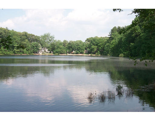 35 Kingsbury Road Norfolk, MA 02056 - Photo 7 of 7 Gallery Image 7