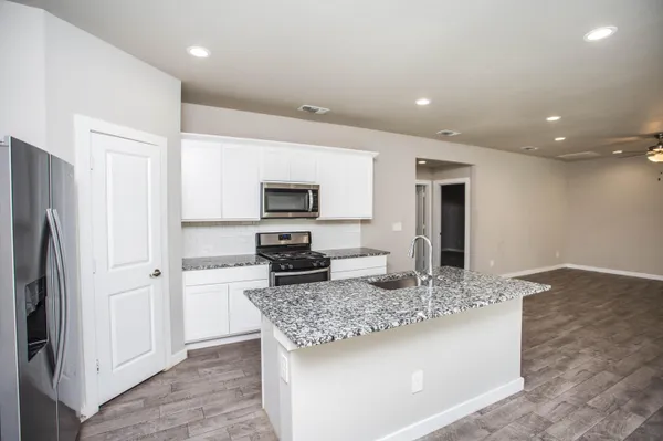 $1,700 | 4717 126th Street, Lubbock, TX 79424