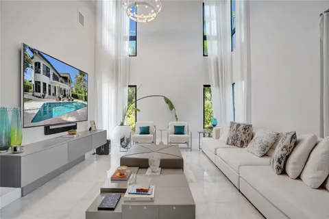 $7,850,000 | 113 Holiday Drive, Hallandale Beach, FL 33009