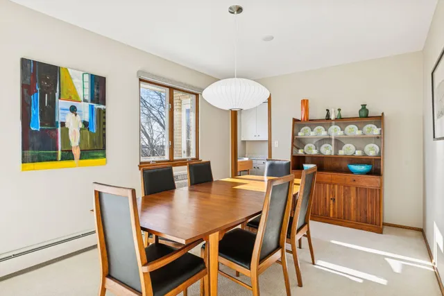 $169,900 | 100 Imperial Drive West, Unit 404, West St. Paul, MN 55118