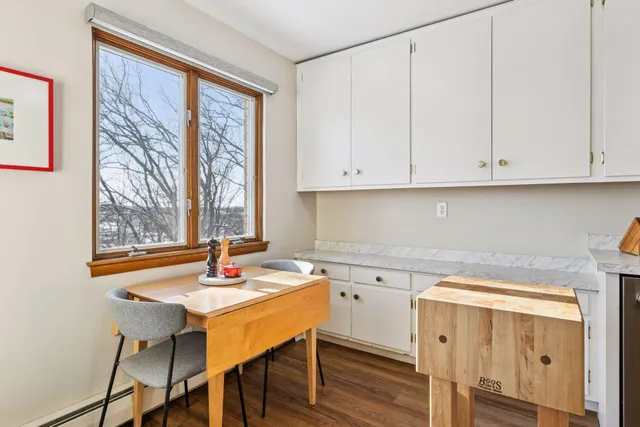 $169,900 | 100 Imperial Drive West, Unit 404, West St. Paul, MN 55118