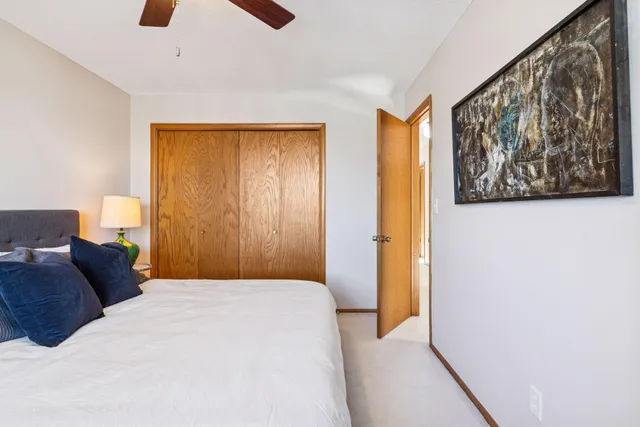 $169,900 | 100 Imperial Drive West, Unit 404, West St. Paul, MN 55118