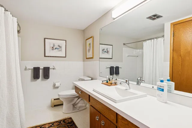 $169,900 | 100 Imperial Drive West, Unit 404, West St. Paul, MN 55118