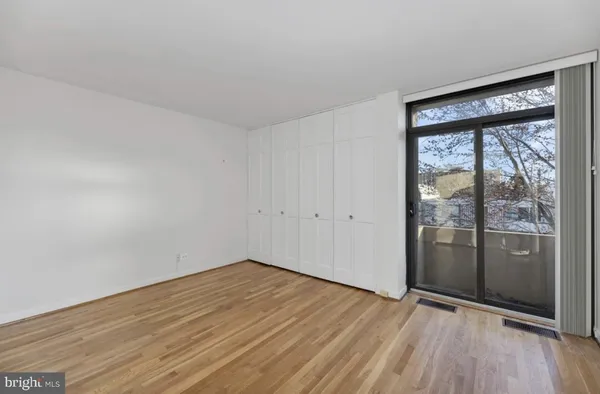 $1,099,999 | 387 N Street Southwest, Washington, DC 20024