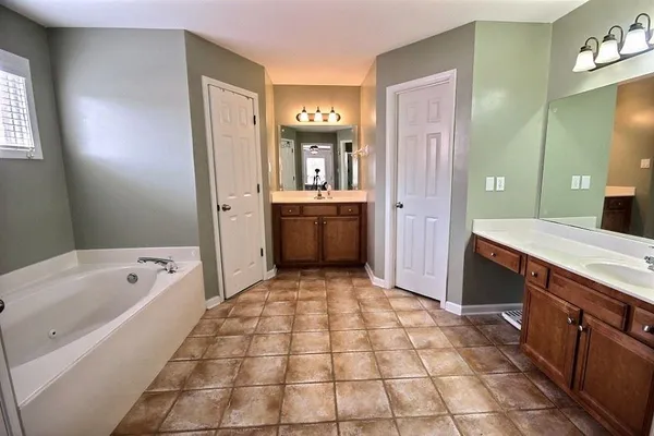 $3,500 | 4760 Denali Park Drive, Collierville, TN 38017