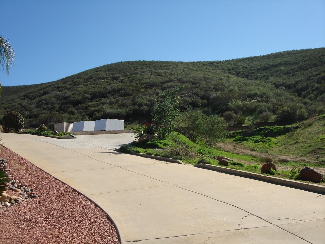 22817 Tombill Road Ramona, CA 92065 - Photo 4 of 25 Gallery Image 4