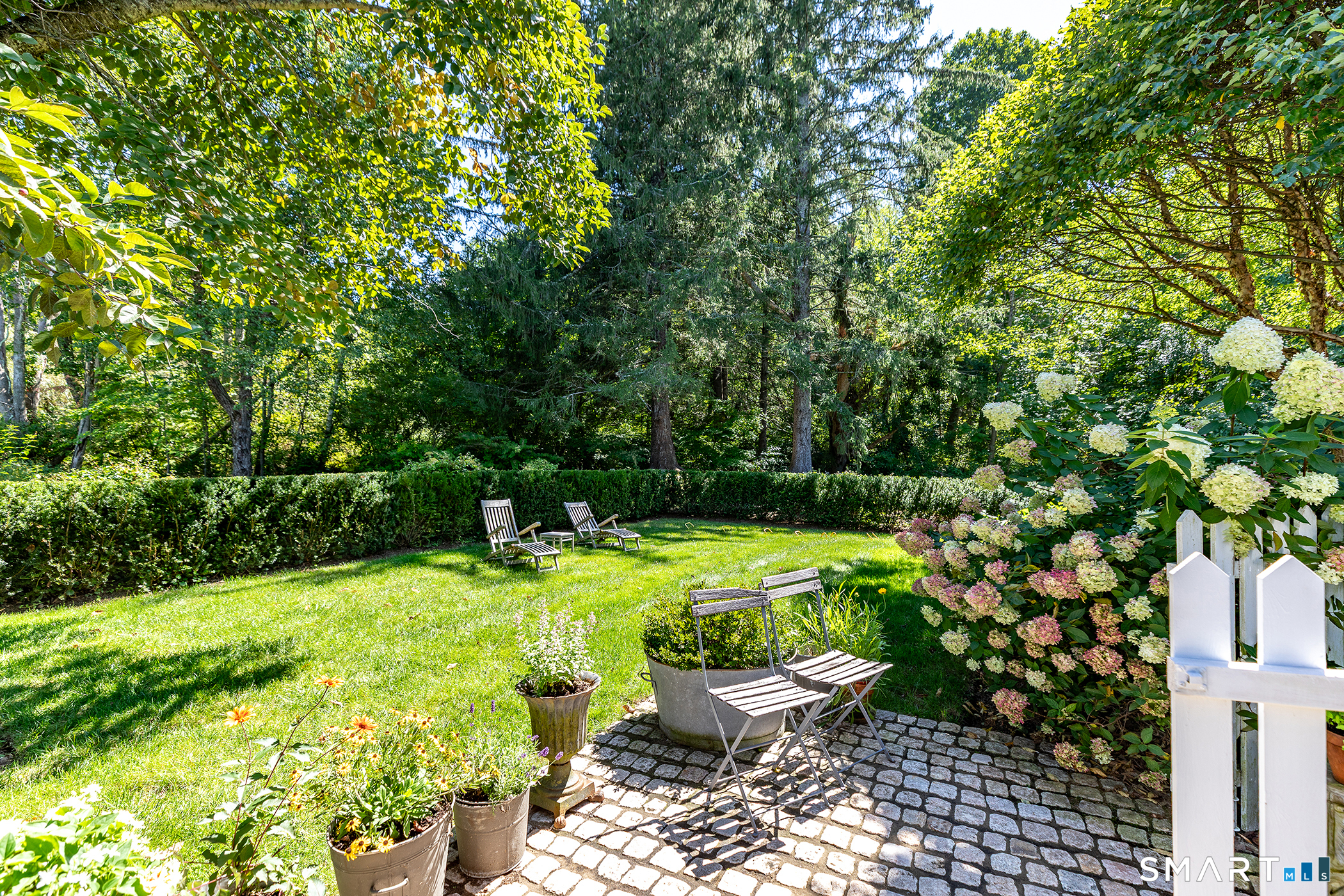 135 Wykeham Road Washington, CT 06793 - Photo 40 of 40 Gallery Image 40