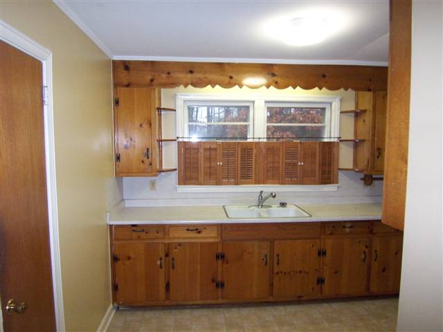 3906 Edwards Road Taylors, SC 29687 - Photo 9 of 9 Gallery Image 9