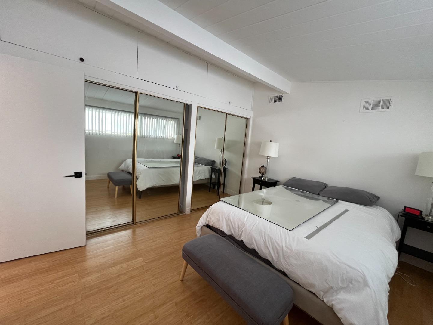 795 Greer Road Palo Alto, CA 94303 - Photo 11 of 38