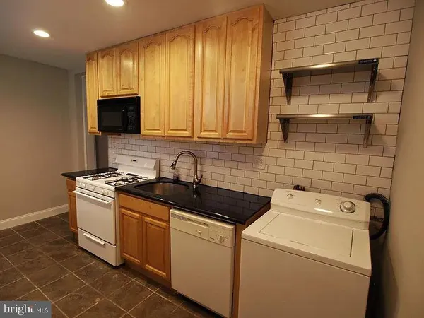 $2,800 | 4335 Fleming Street, Philadelphia, PA 19128