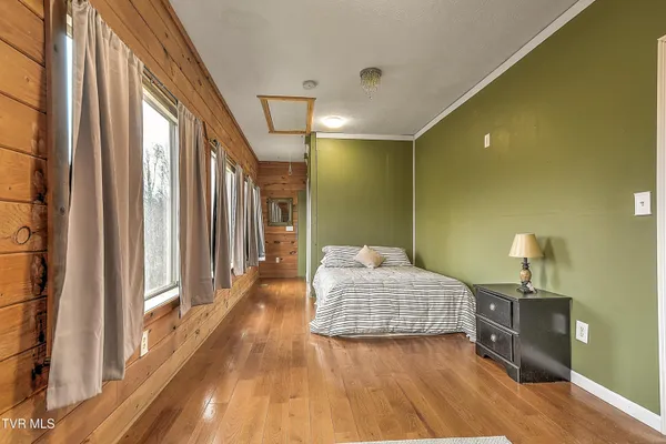 $399,900 | 17516 Donegal Drive, Abingdon, VA 24210