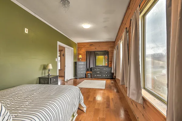 $399,900 | 17516 Donegal Drive, Abingdon, VA 24210