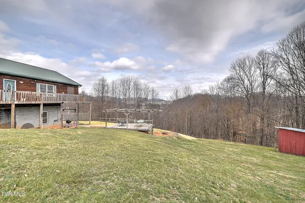 $399,900 | 17516 Donegal Drive, Abingdon, VA 24210