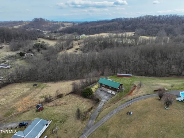 $399,900 | 17516 Donegal Drive, Abingdon, VA 24210