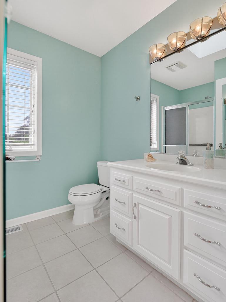 23 Sheffield Road Rehoboth Beach, DE 19971 - Photo 55 of 100 Second ensuite bathroom
