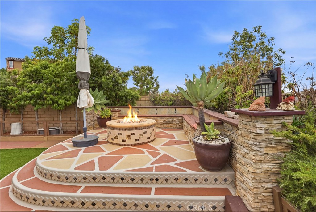15979 Skyridge Drive Riverside, CA 92503 - Photo 47 of 59