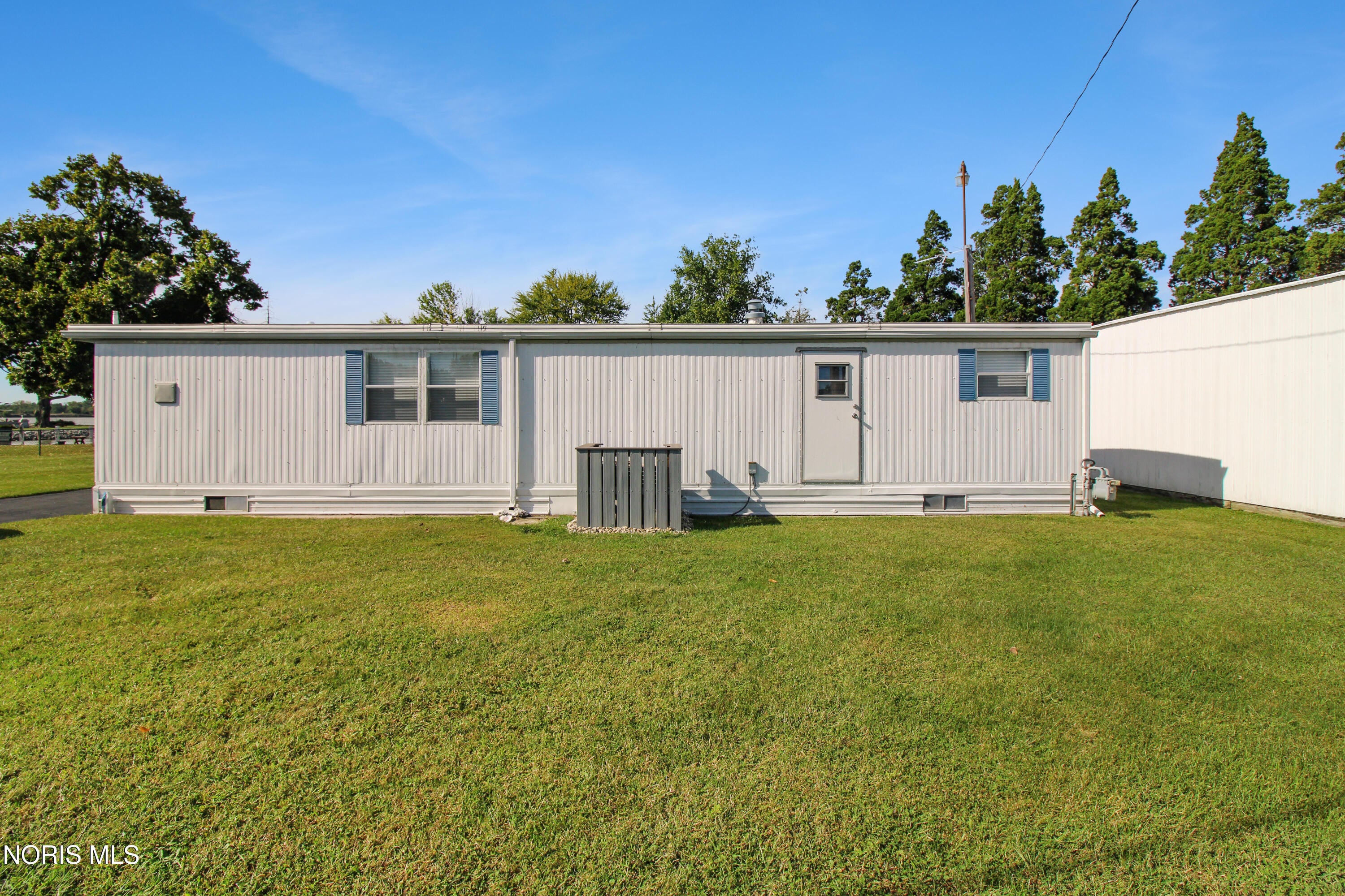 2825 West Rising Sun Road Port Clinton, OH 43452 - Photo 2 of 56 Gallery Image 2
