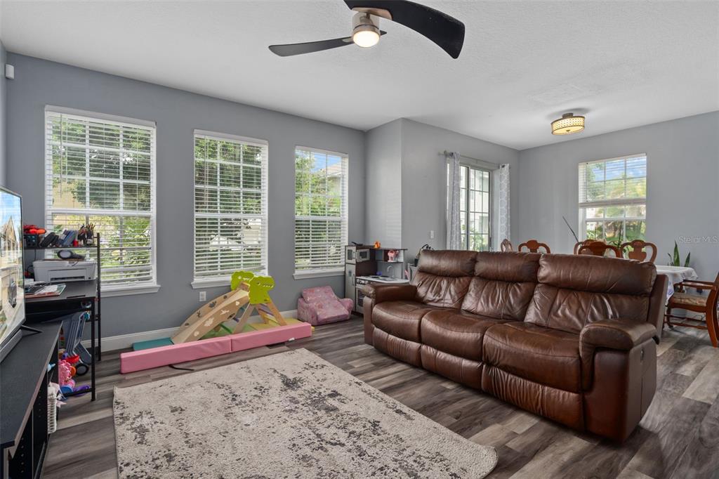 27642 Pleasure Ride Loop Wesley Chapel, FL 33544 - Photo 10 of 33