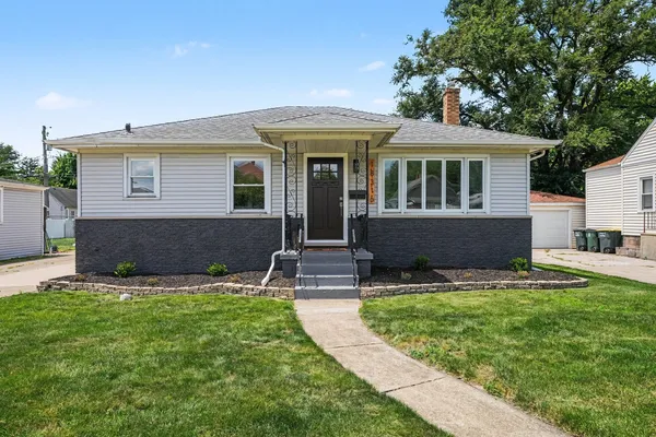 $279,900 | 18316 Sherman Street, Lansing, IL 60438