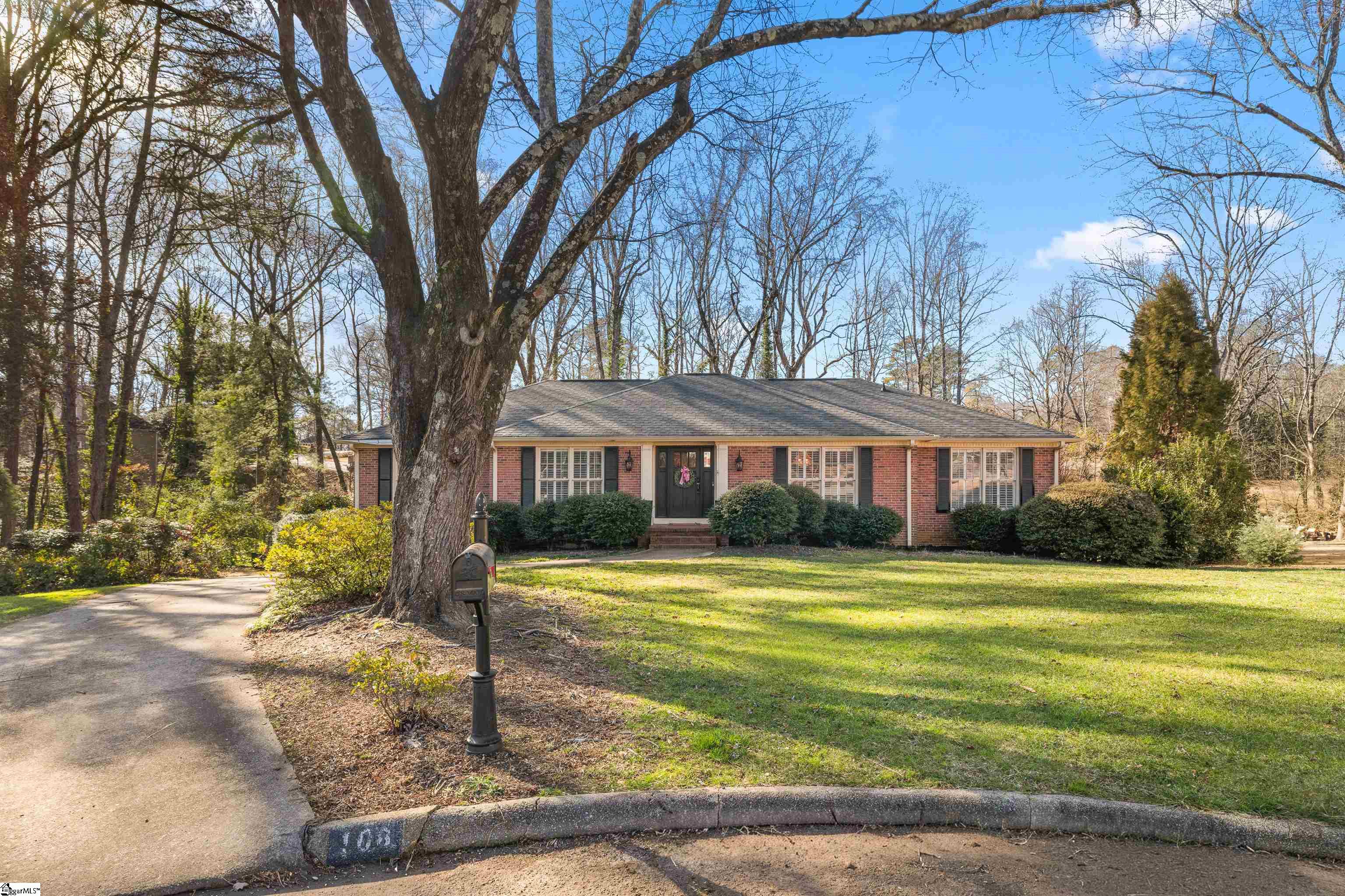 108 Sandy Creek Court Greer, SC 29650 - Photo 33 of 37