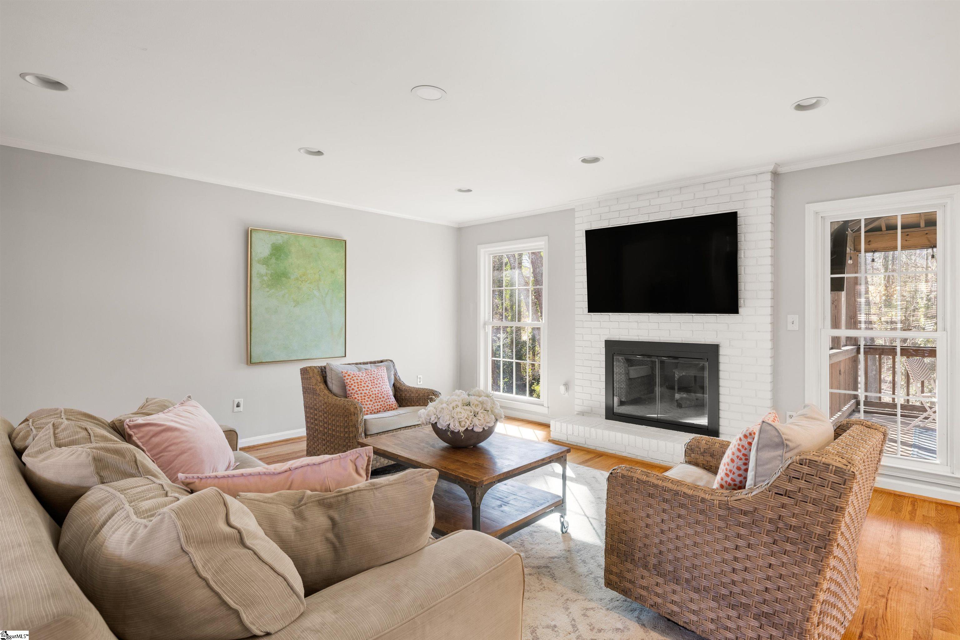 108 Sandy Creek Court Greer, SC 29650 - Photo 7 of 37