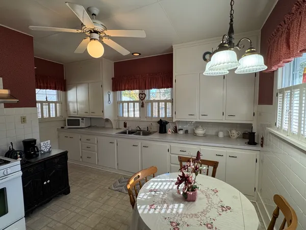 $119,900 | 532 North Washington Street, Du Quoin, IL 62832