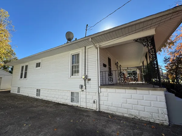 $119,900 | 532 North Washington Street, Du Quoin, IL 62832