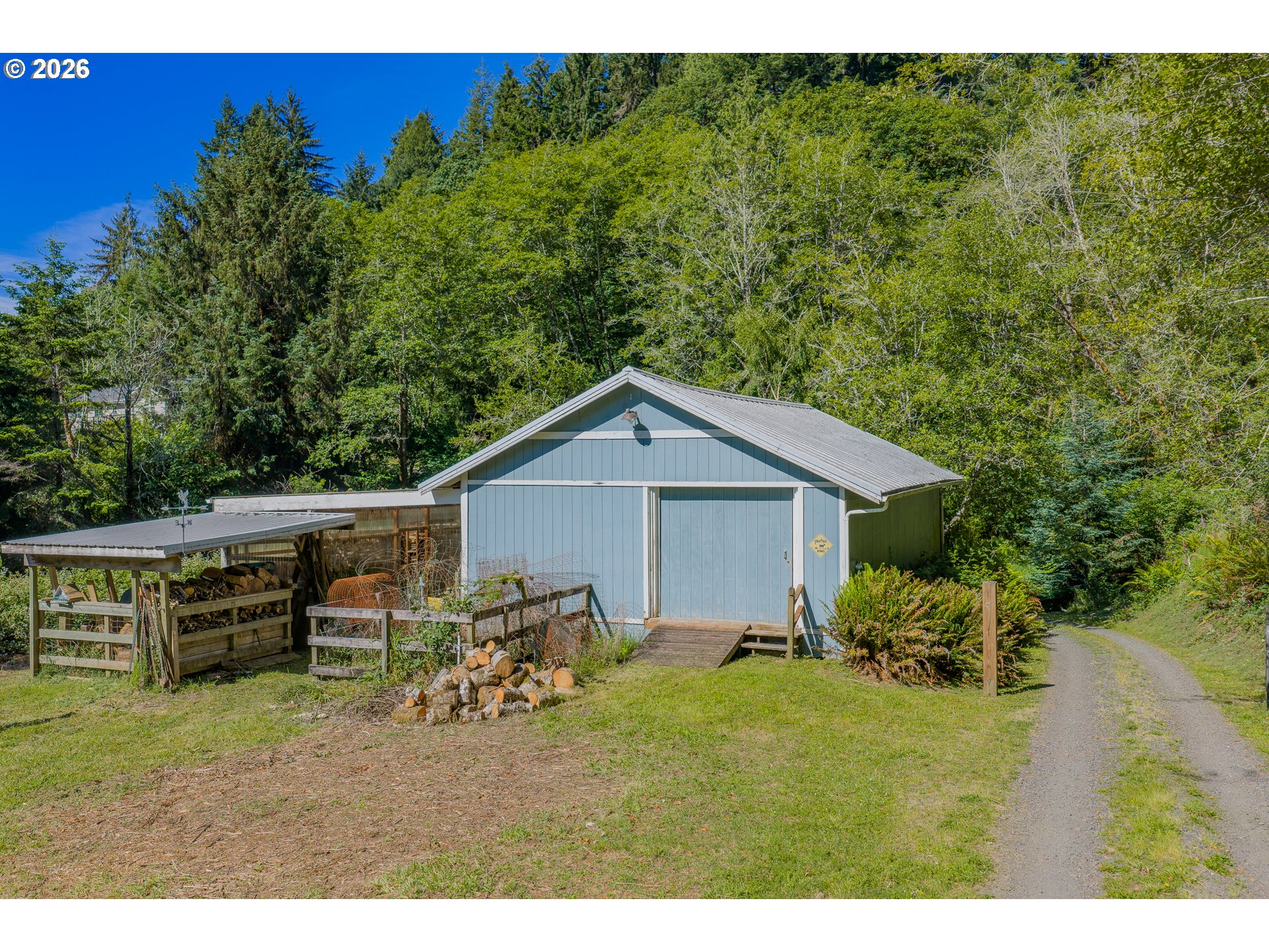 61844 Old Wagon Road Coos Bay, OR 97420 - Photo 9 of 48