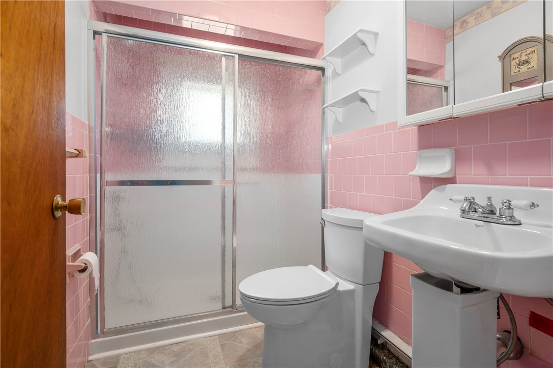 470 St Paul Street North Smithfield, RI 02896 - Photo 12 of 21