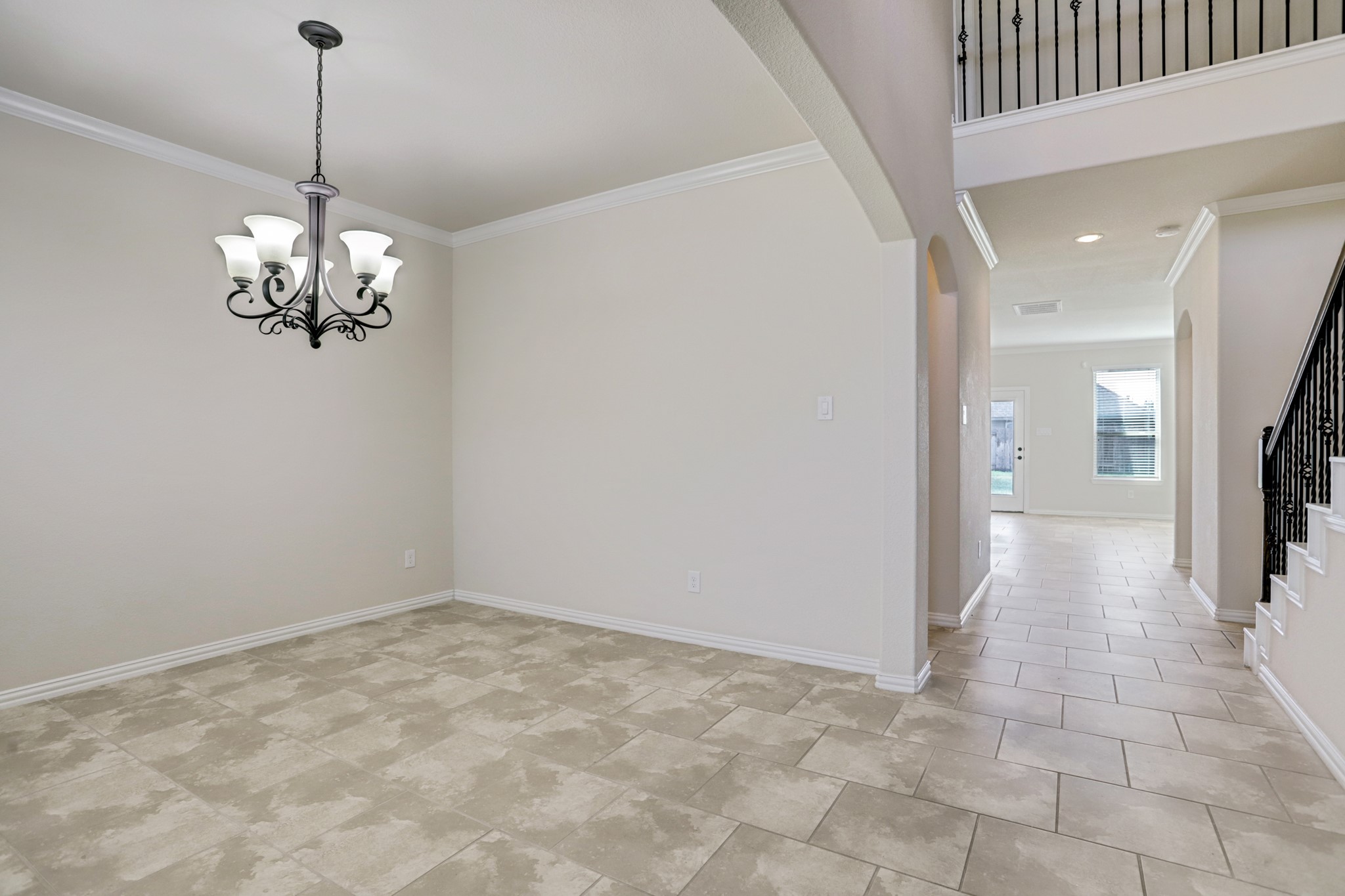 3566 Hamilton Bend Lane Spring, TX 77386 - Photo 3 of 25 a view of a hallway with entryway
