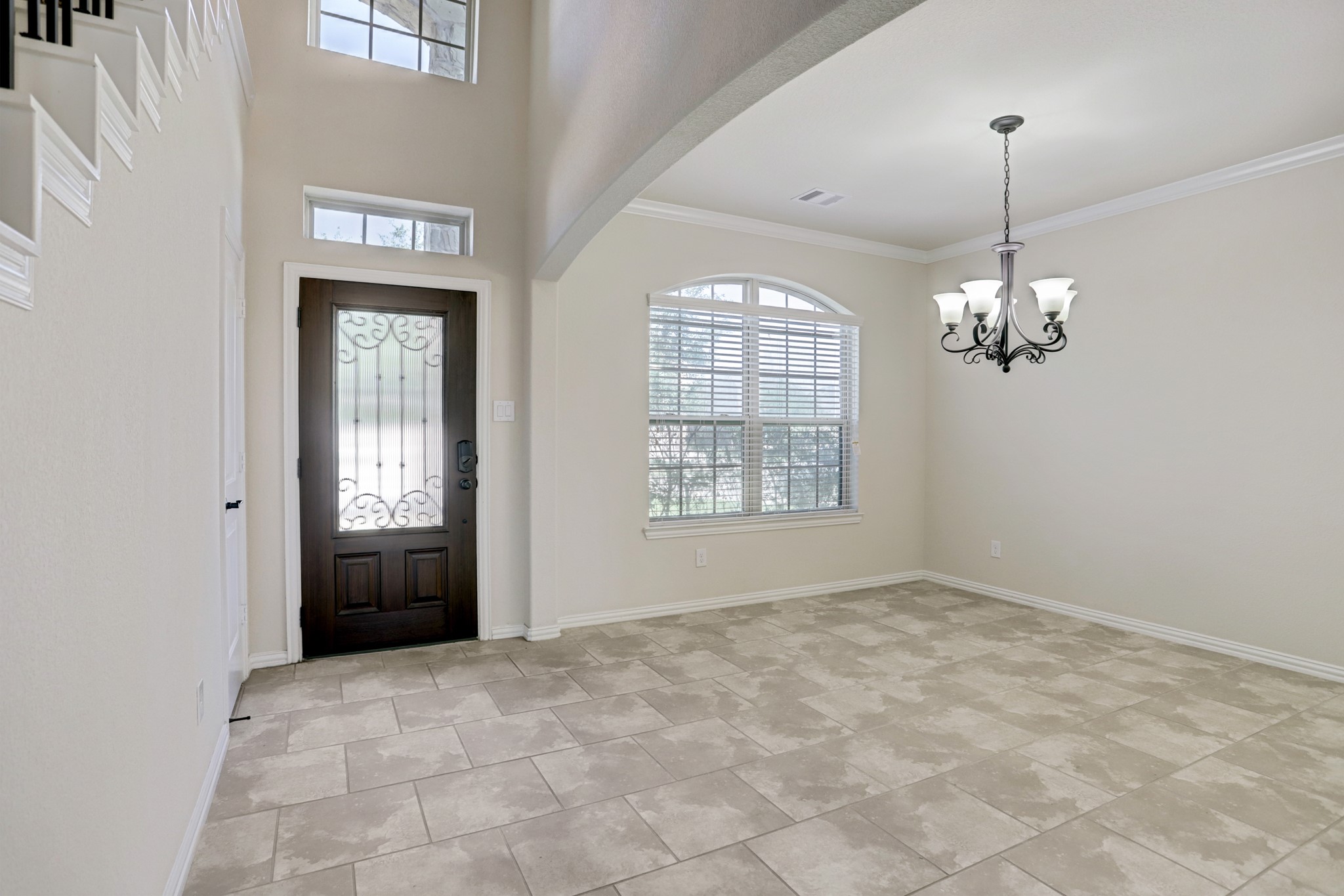 3566 Hamilton Bend Lane Spring, TX 77386 - Photo 4 of 25 a view of an empty room with window and cabinet