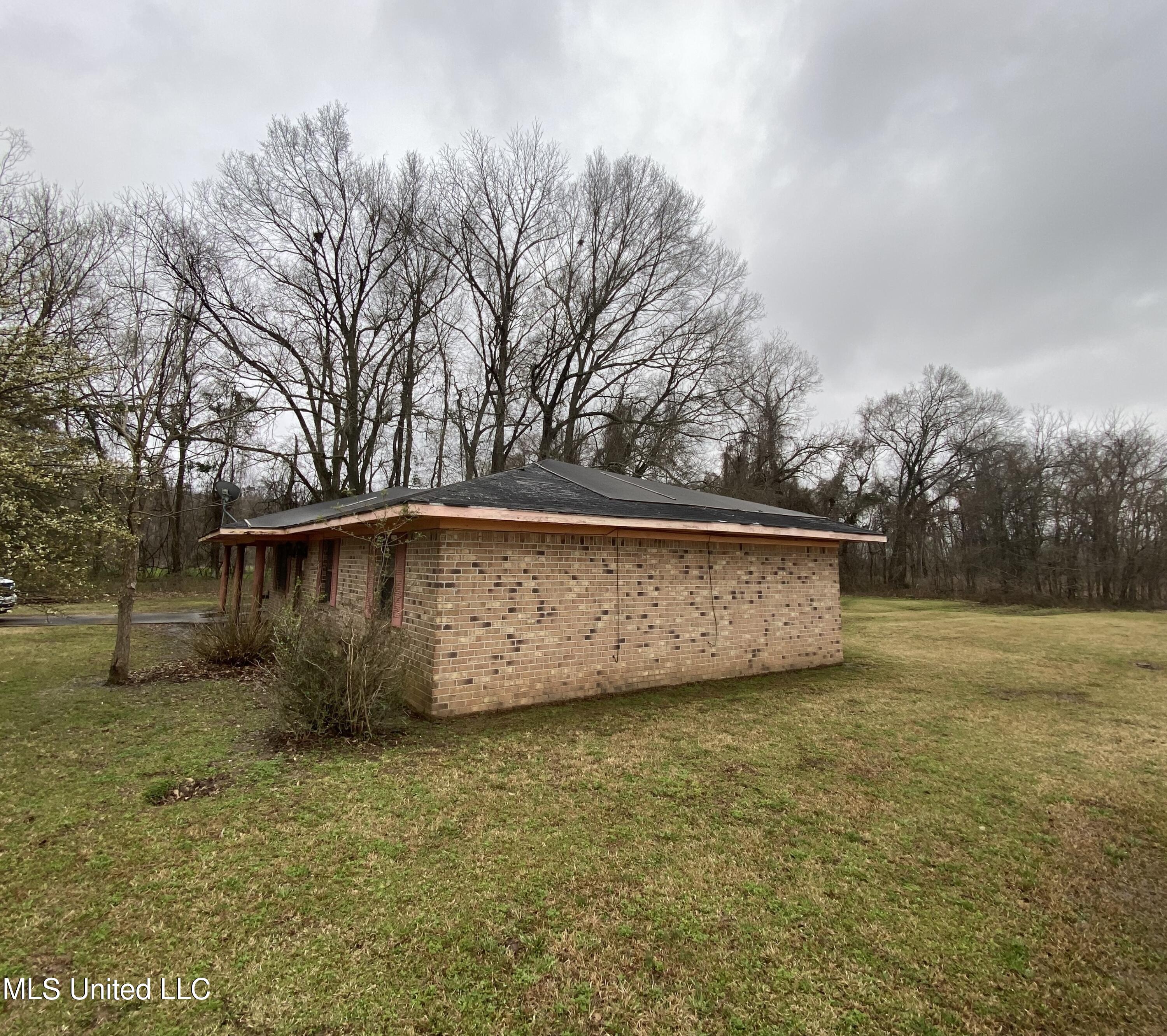 4933 Travelers Rest Lorman, MS 39096 - Photo 19 of 22 travelers rest exterior right new