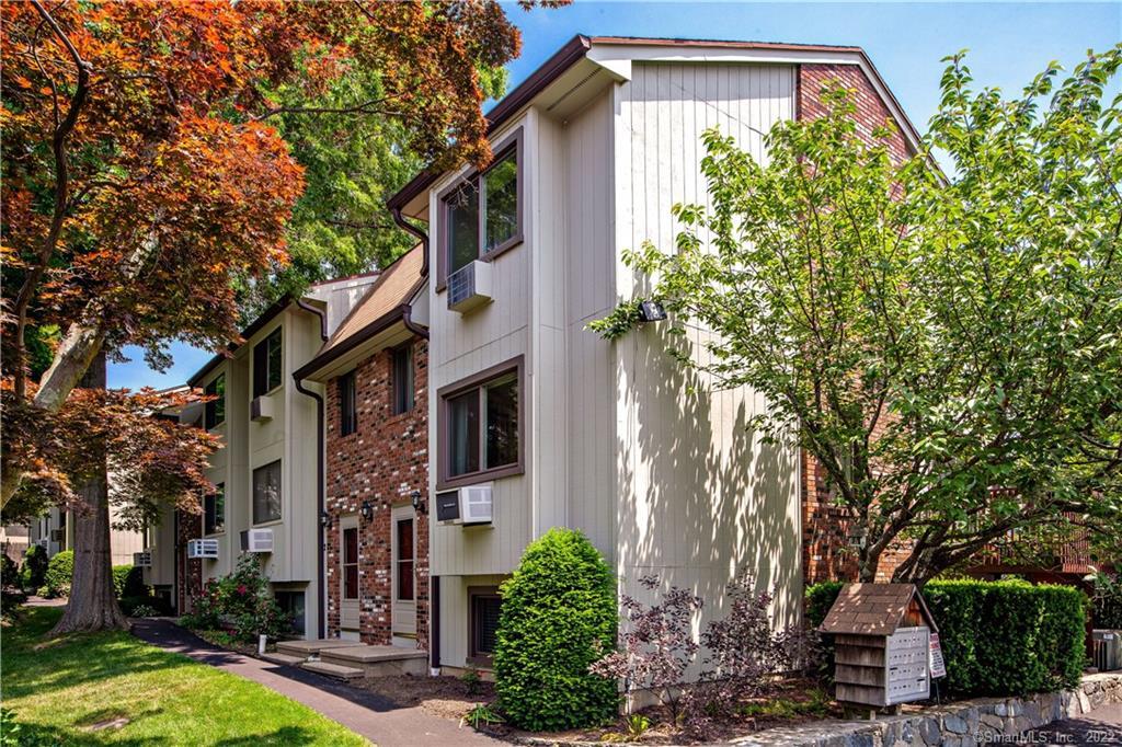 Welcome Home - #1 is an end unit of the Oak Tree Condominiums