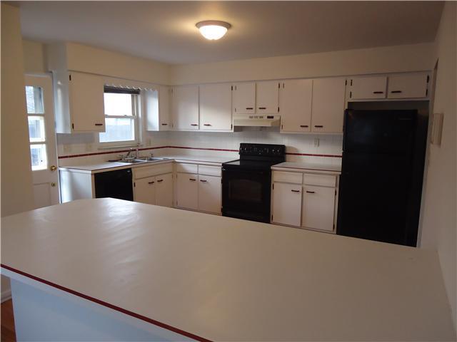 5495 Karl Road Columbus, OH 43229 - Photo 3 of 16 Gallery Image 3