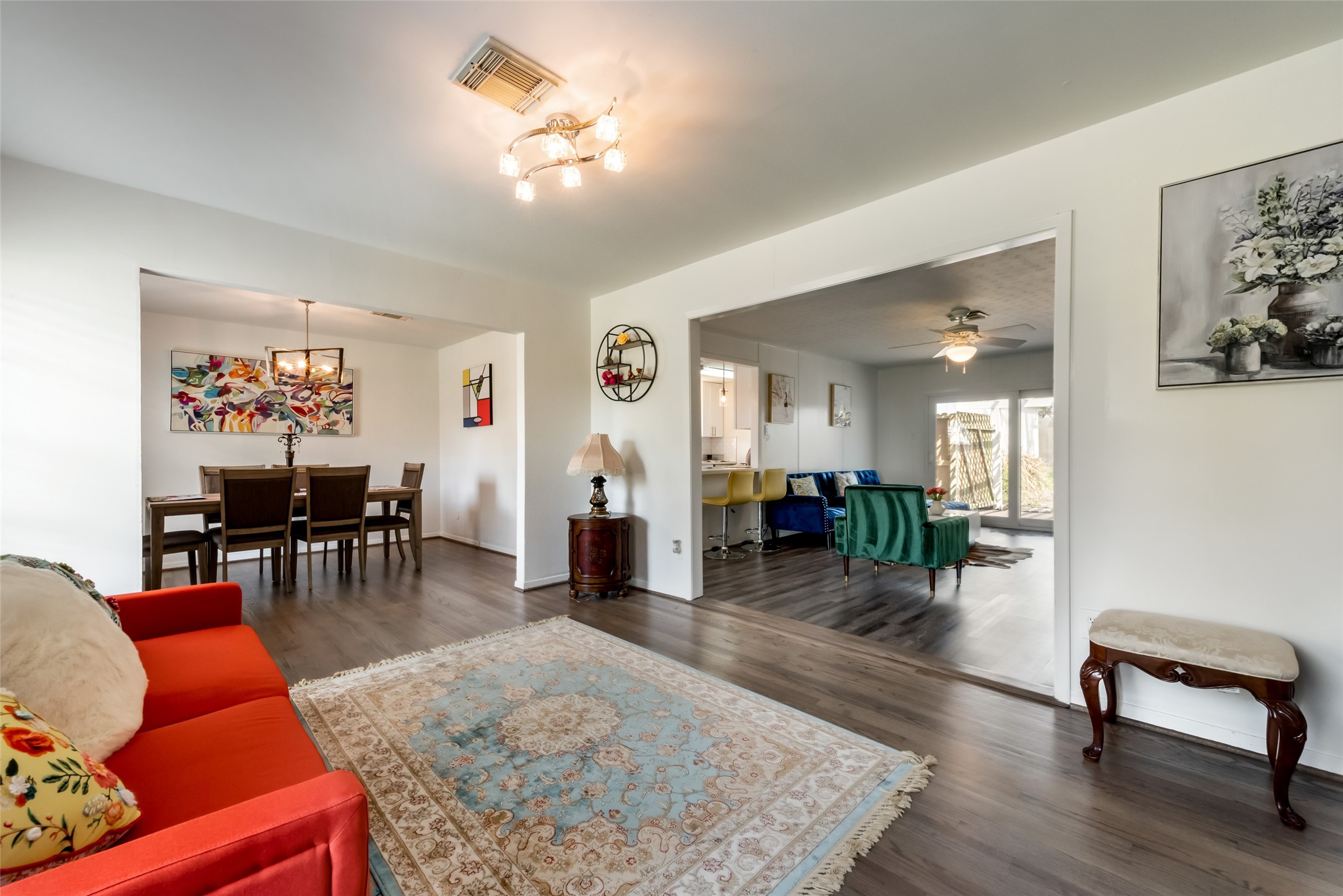 5118 Sanford Road Houston, TX 77035 - Photo 2 of 16